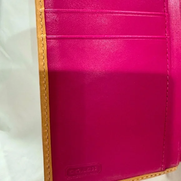 Coach Wallet - Picture 3 of 4